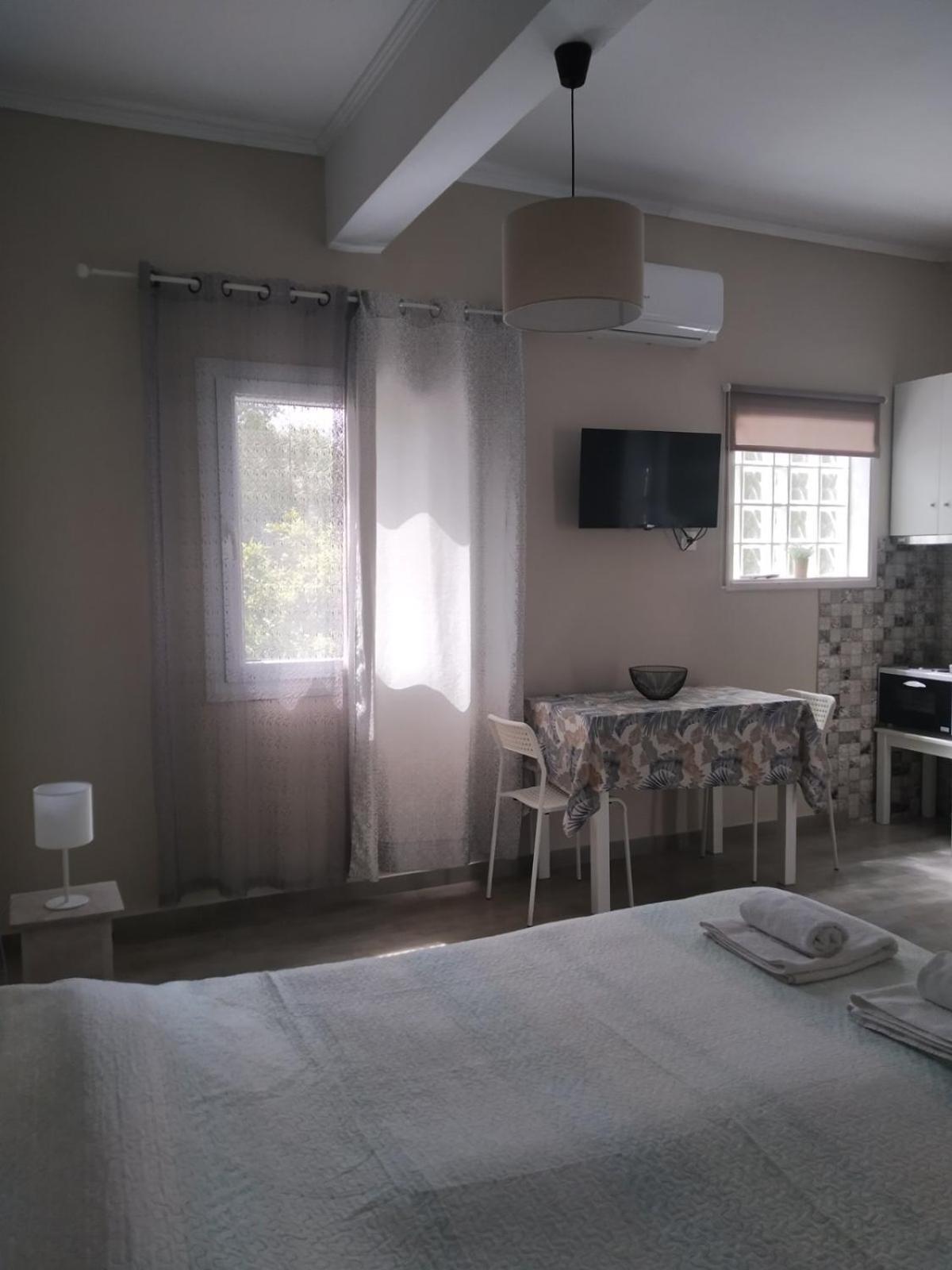 Trousas Apartments Рода Екстер'єр фото