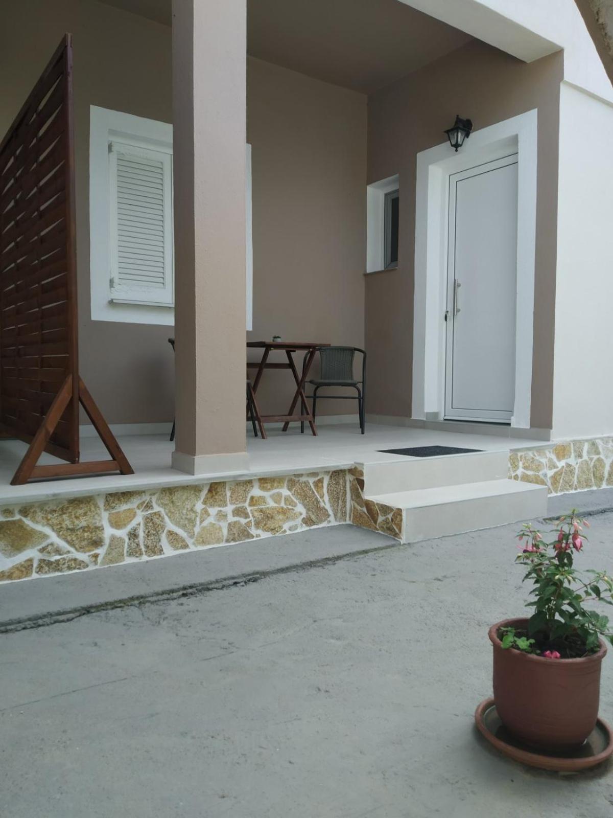 Trousas Apartments Рода Екстер'єр фото