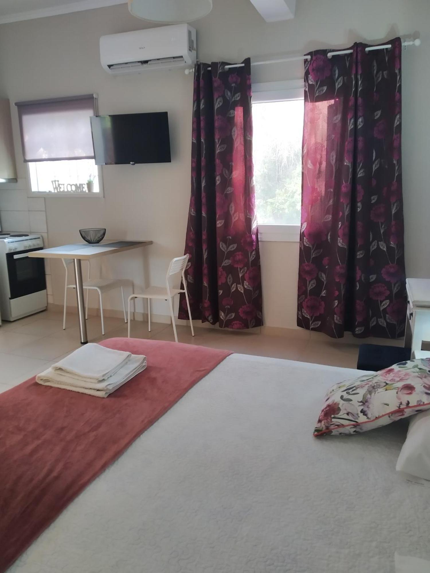 Trousas Apartments Рода Екстер'єр фото
